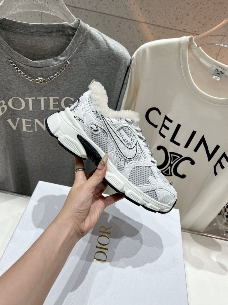 chr1st1an D10r sneakers